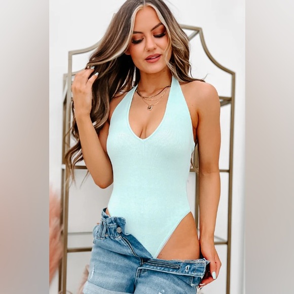 Brand New Halter Top - Picture 3 of 3